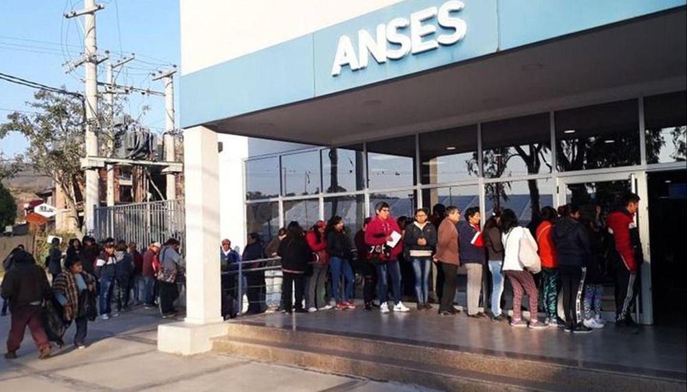 ANSES COMENZÓ A PAGAR EL REFUERZO DE INGRESOS