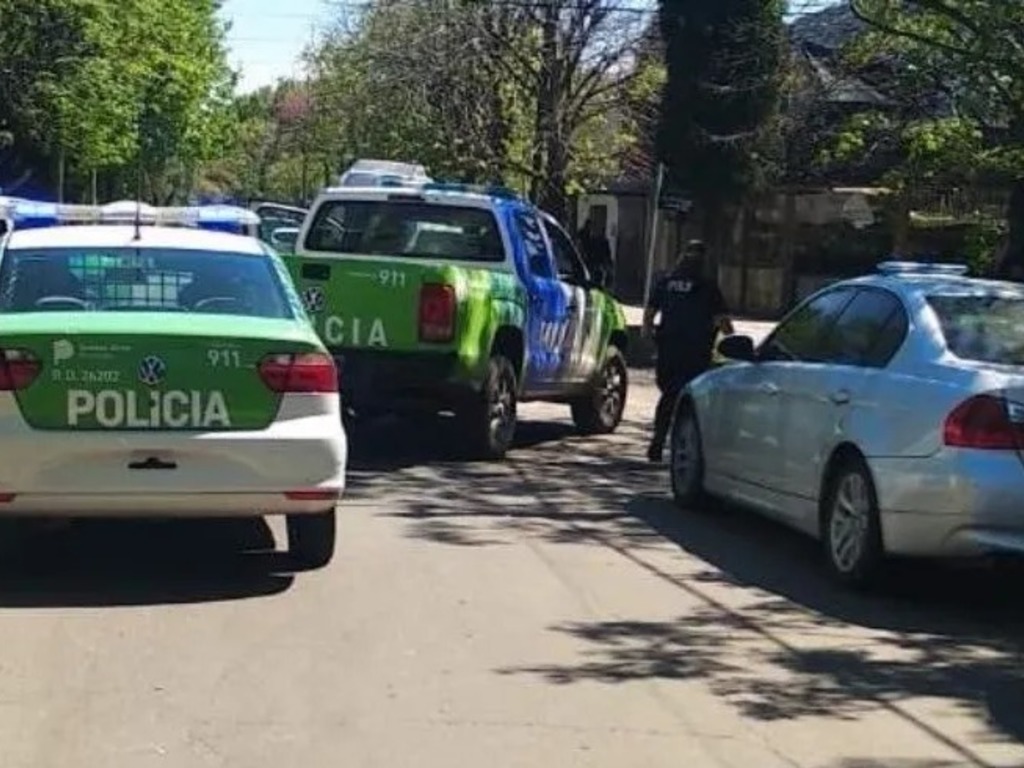 Policía