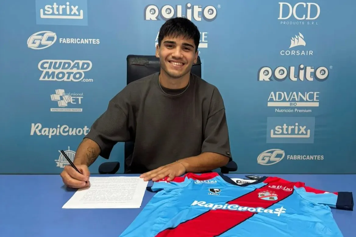 Arsenal-de-Sarandi-Matias-Flores