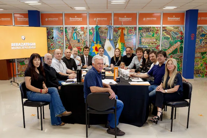 El intendente Carlos Balor mantuvo una reunión de trabajo con el Gabinete municipal