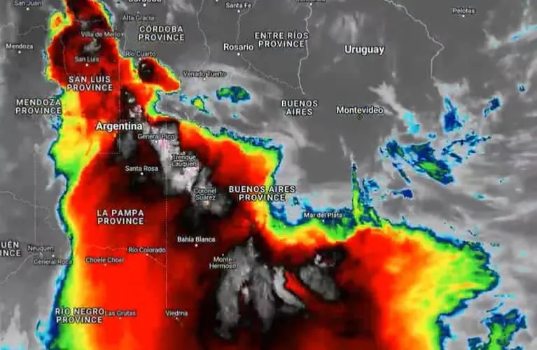 Alerta-meteorologica-El-temporal-se-extiende-al-AMBA-en-plena