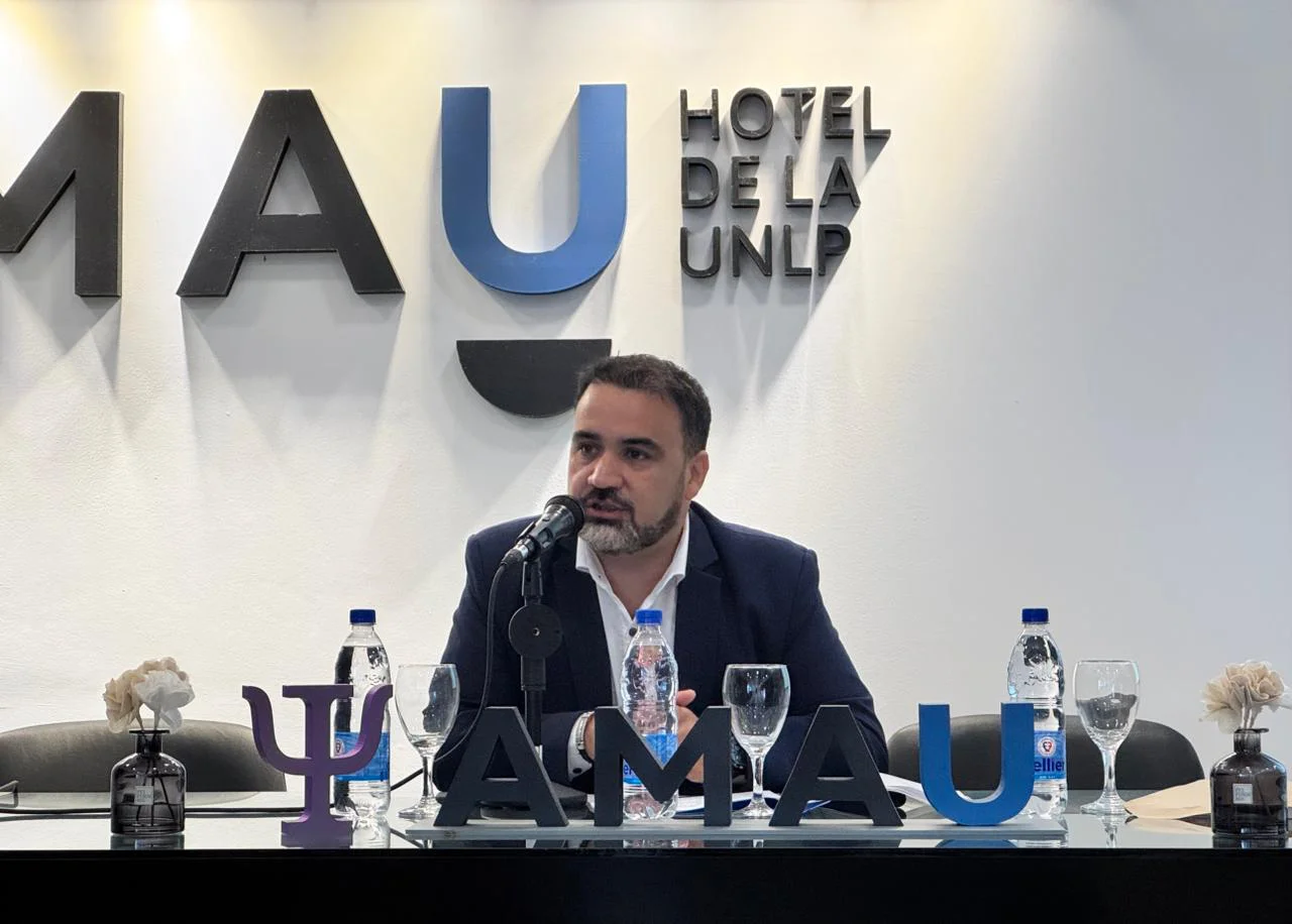 f340081e-0a48-443b-b8e6-6503d5834be3