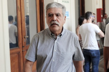 56b22d3aed26a_380x253