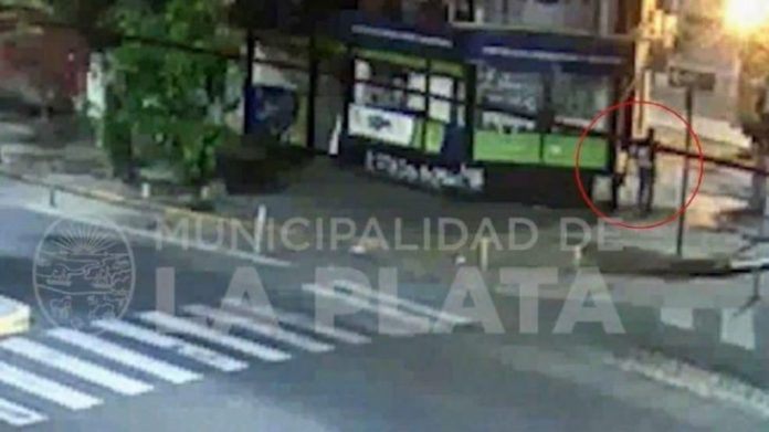 Denuncia la plata
