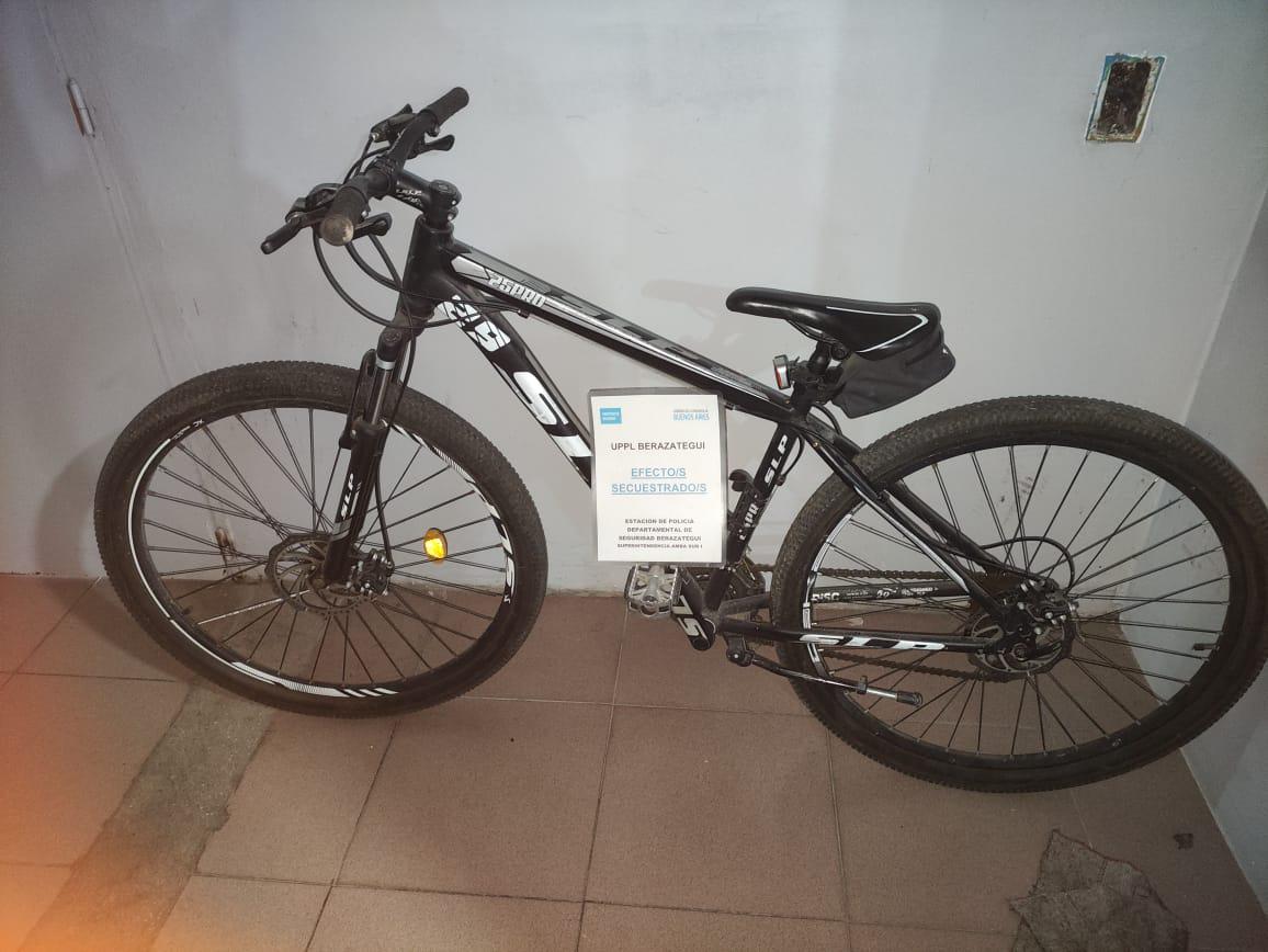 74ac2ebf-d950-440a-8387-ec258615f602