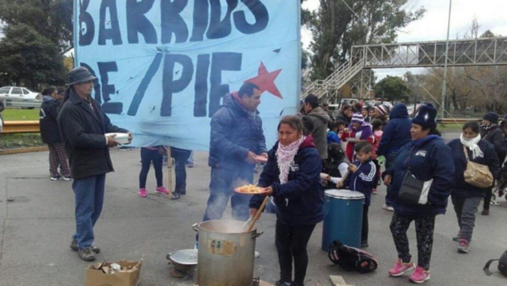 BARRIOS DE PIE