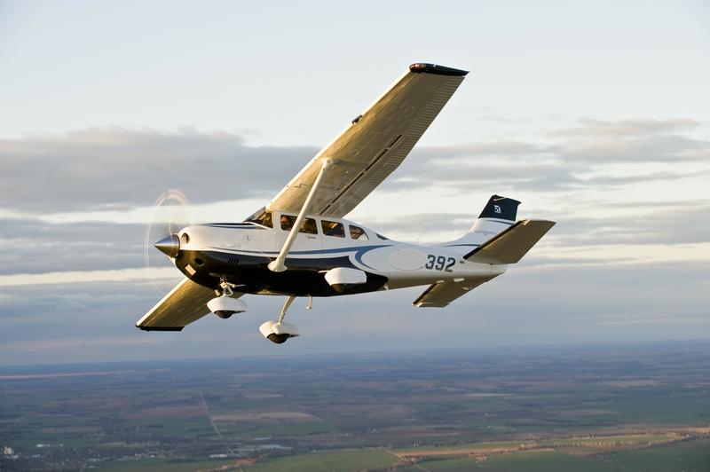 140_cessna_206_stationair_l