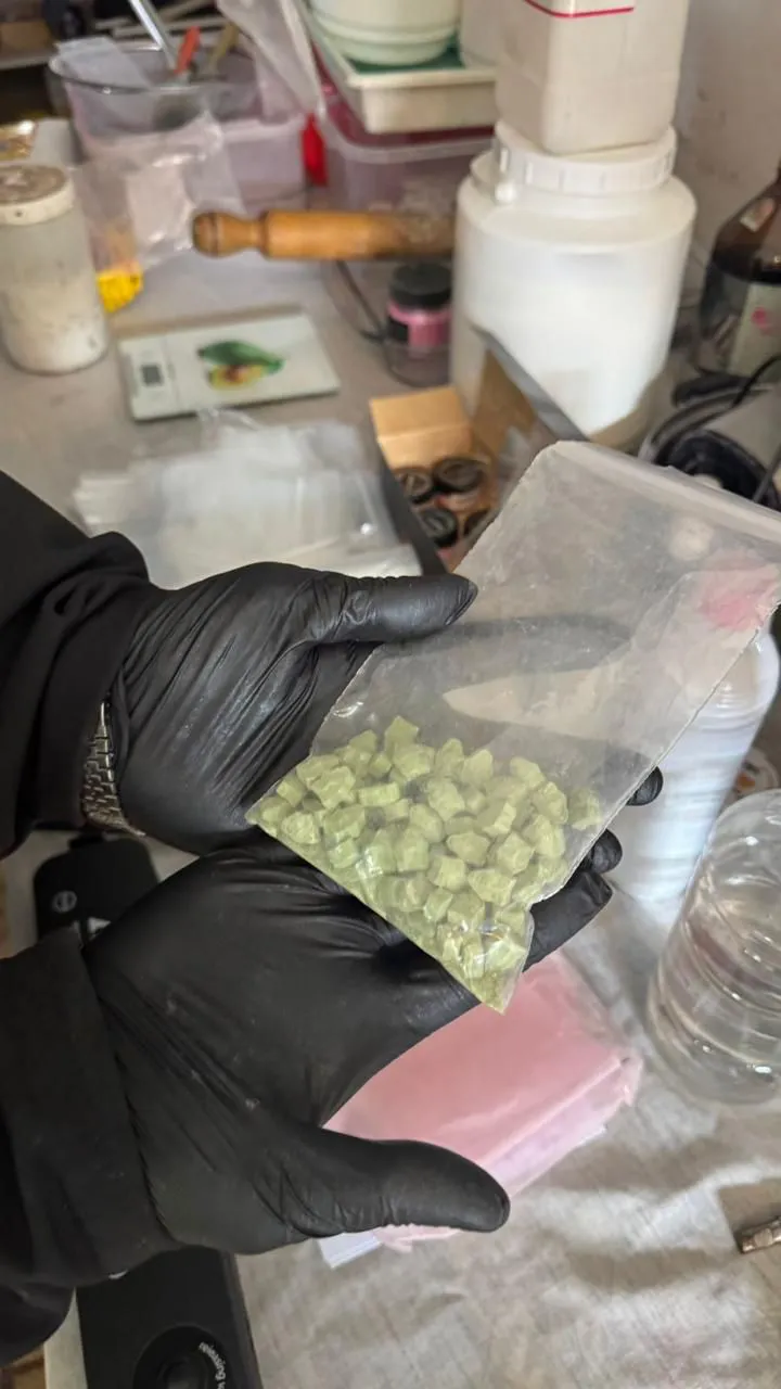 5b0af561-fc94-48ce-85ef-b571f5692388