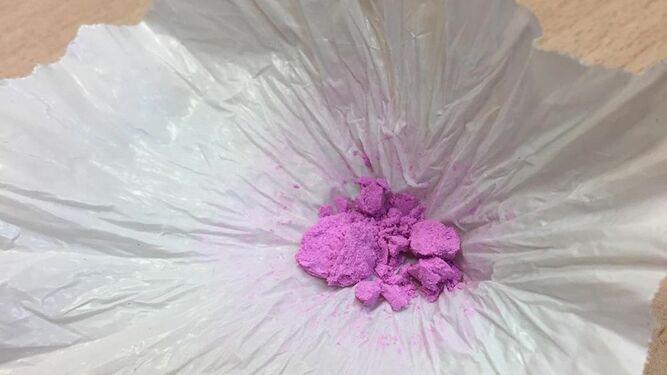 Tucibi-cocaina-rosa_1669343865_154620259_667x375